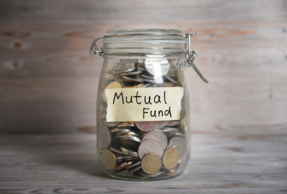 Comprendiendo las Diferencias entre Fondos Mutuos y ETF: Una Guía Completa